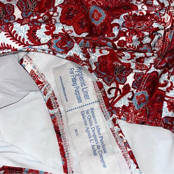 NEW Niptuck Women’s Sakina Floral Joanne One Piece Slimming Swimsuit size 4 Red - Picture 4 of 8